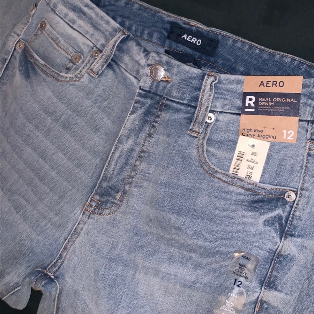 High-rise Aero distress women jeans